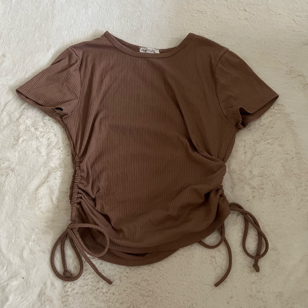 Heart Hips Brown Ruched Tie Front T-Shirt